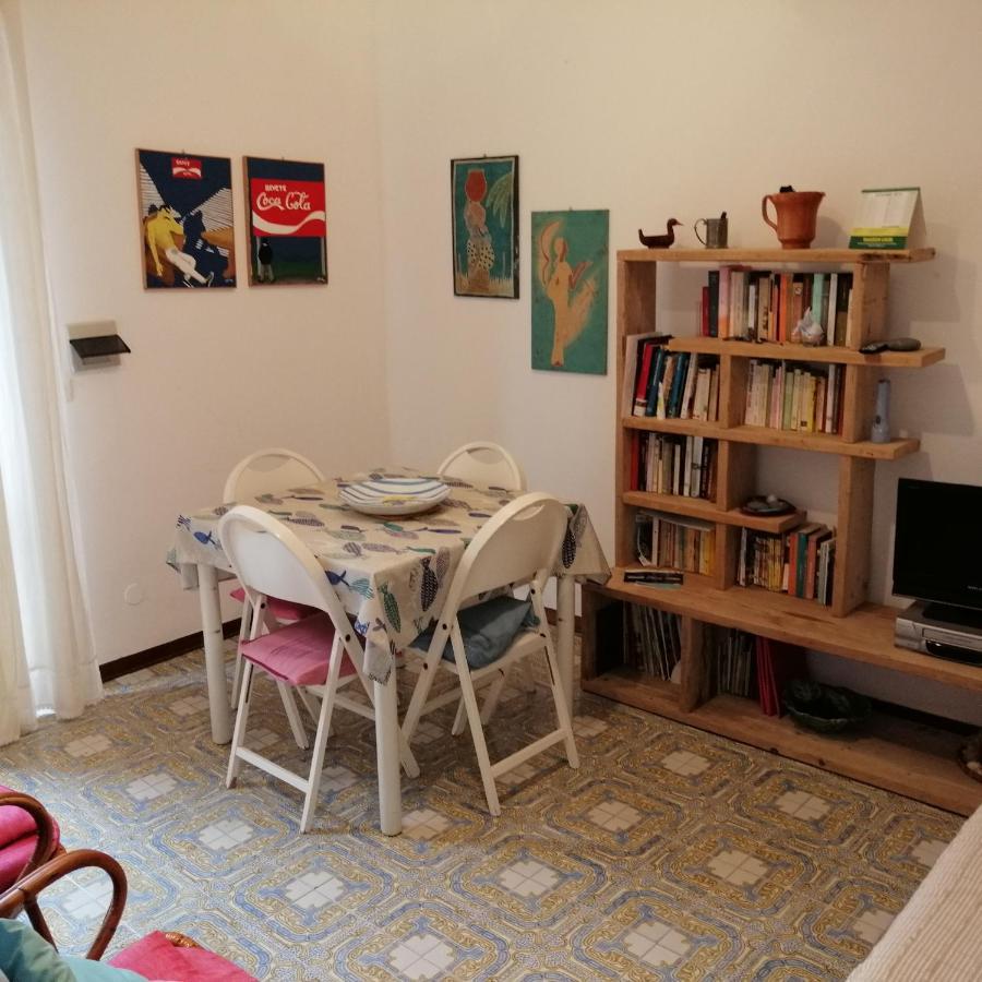 La Porta Delle 5 Terre Trilocali Apartman Bonassola Szoba fotó