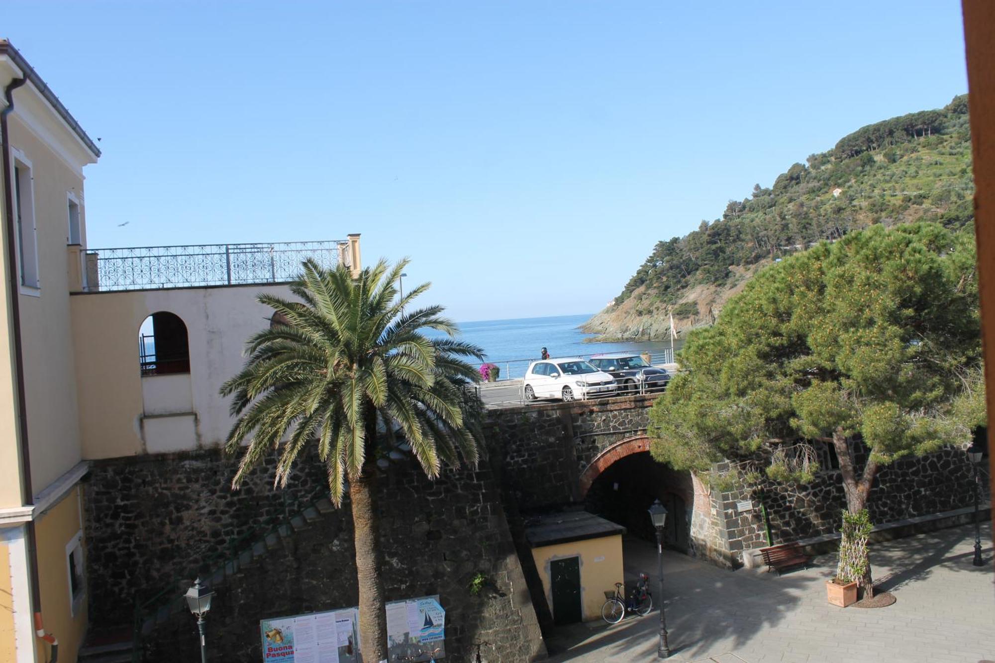 La Porta Delle 5 Terre Trilocali Apartman Bonassola Szoba fotó
